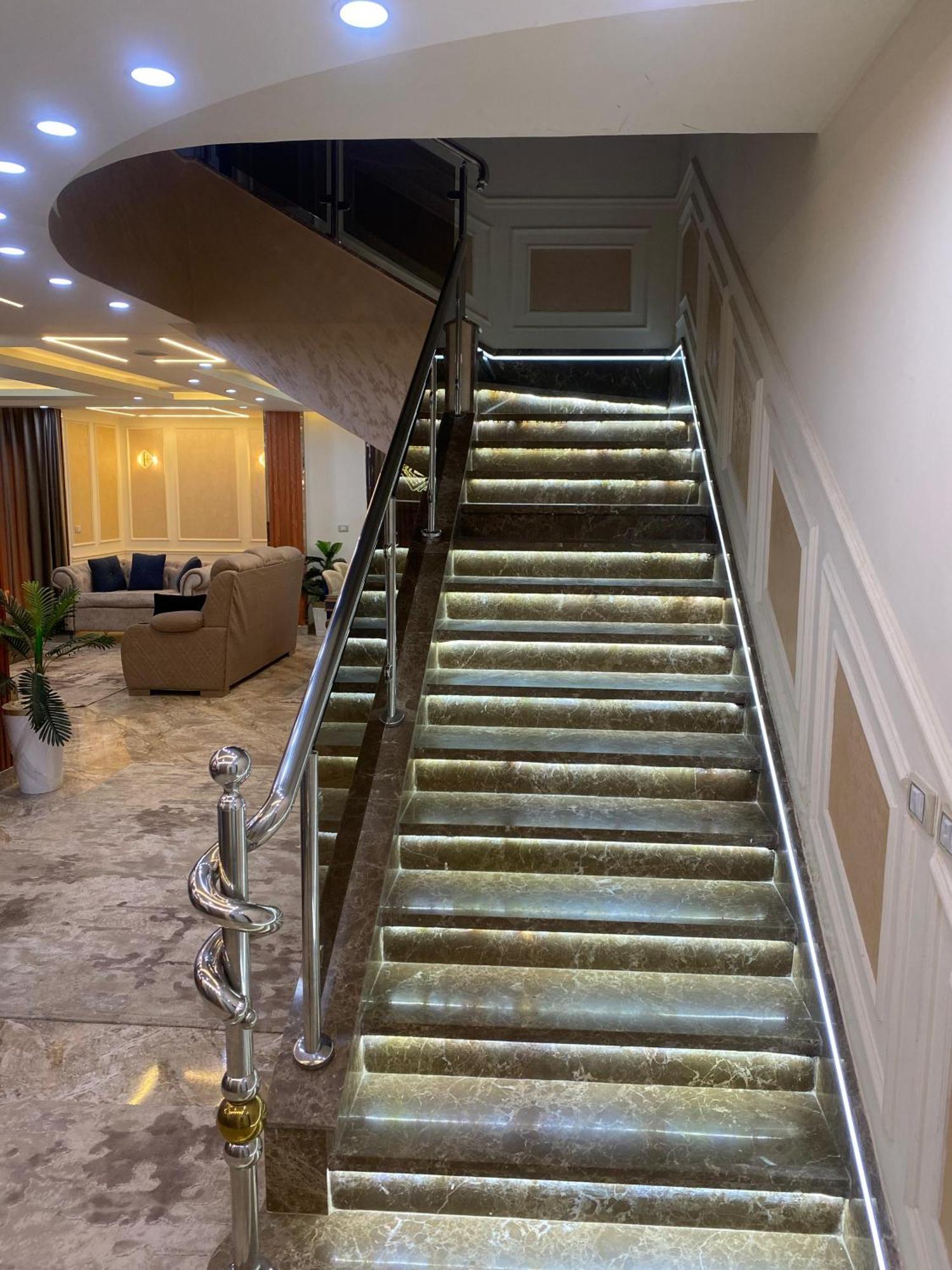 فندقيه 2 Luxury Duplex 2 * Cairo
