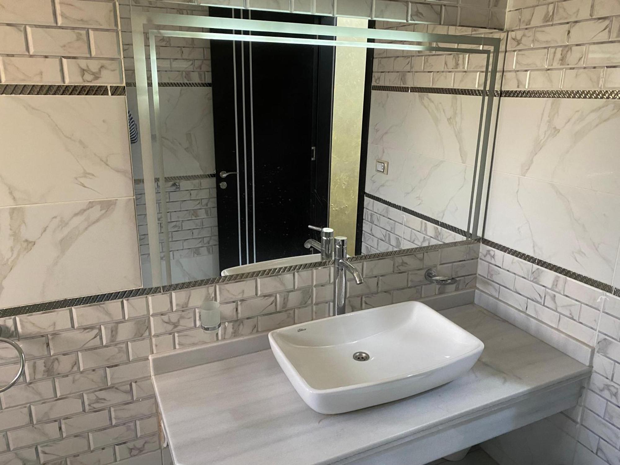 فندقيه 2 Luxury Duplex 2 *