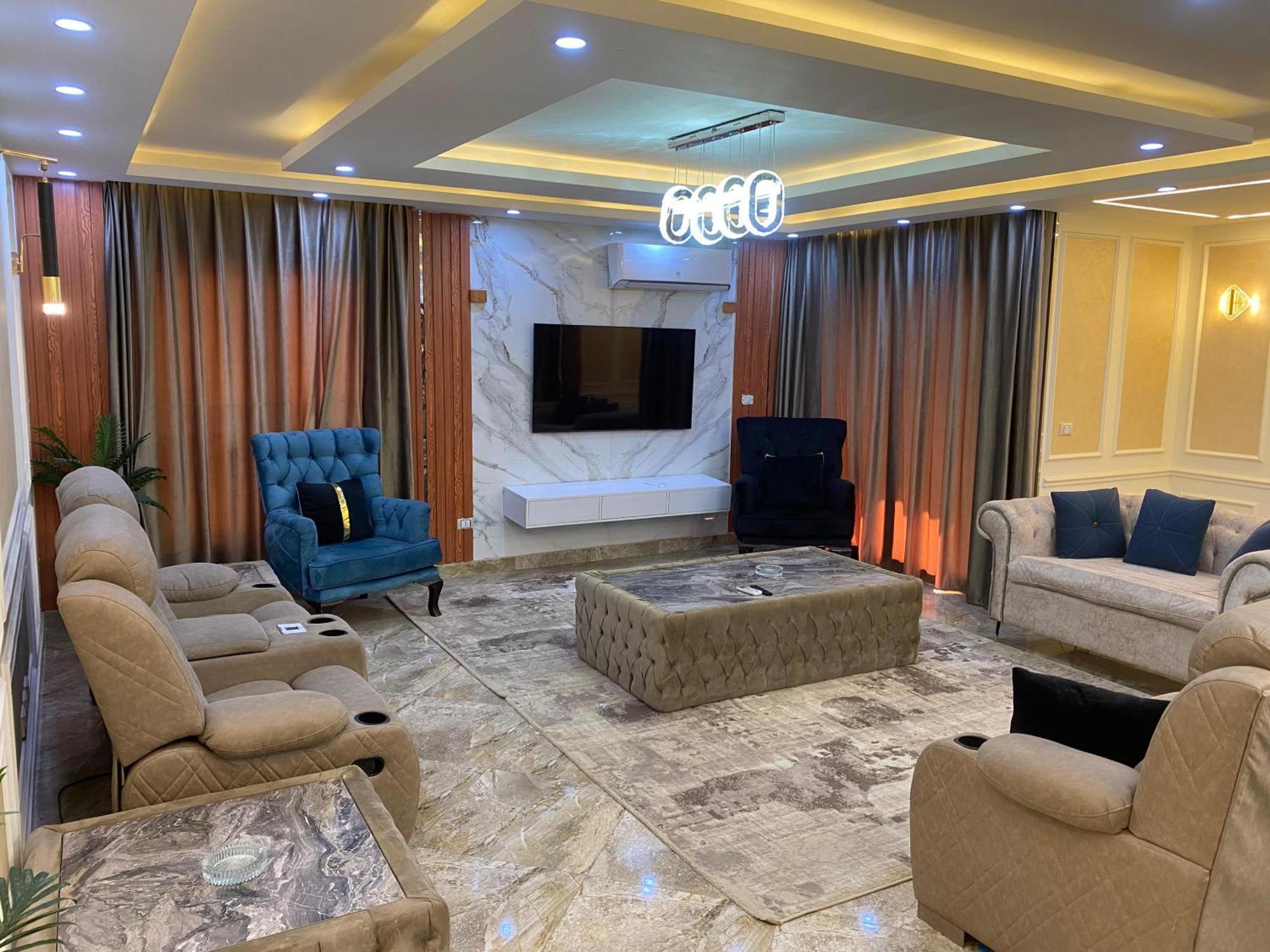 فندقيه 2 Luxury Duplex 2 * Cairo