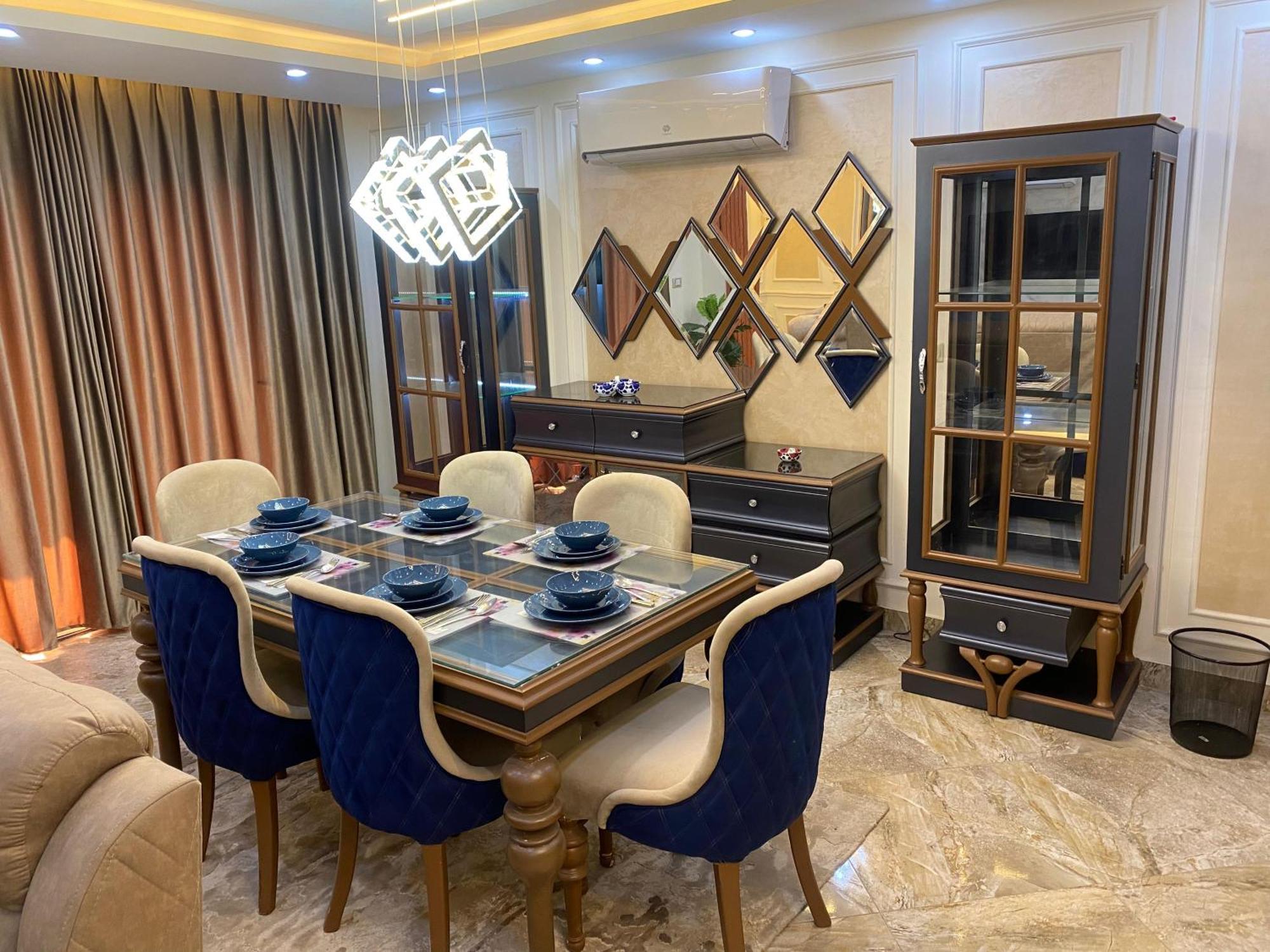 فندقيه 2 Luxury Duplex 2 * Cairo